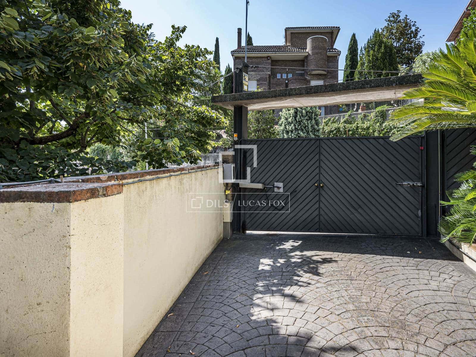 4 soveværelse Villa til salg i Bellaterra med swimmingpool garage - € 1.380.000 (Ref: 9978023)