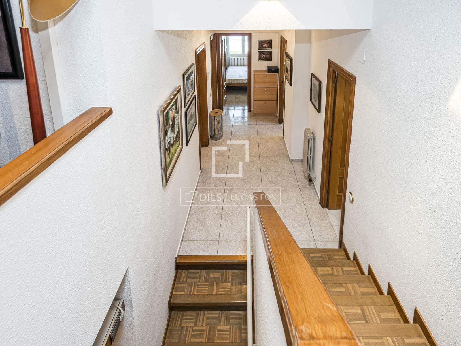 4 soveværelse Villa til salg i Bellaterra med swimmingpool garage - € 1.380.000 (Ref: 9978023)