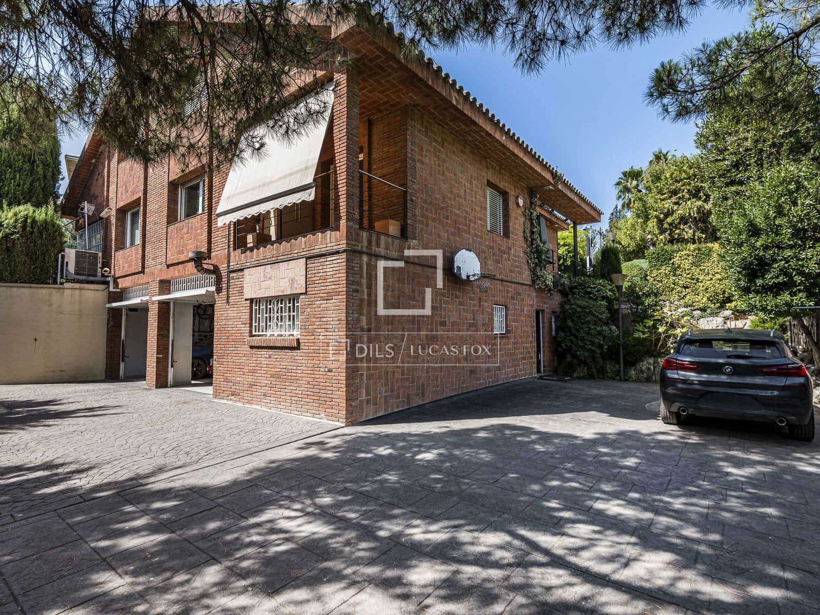 4 soveværelse Villa til salg i Bellaterra med swimmingpool garage - € 1.380.000 (Ref: 9978023)