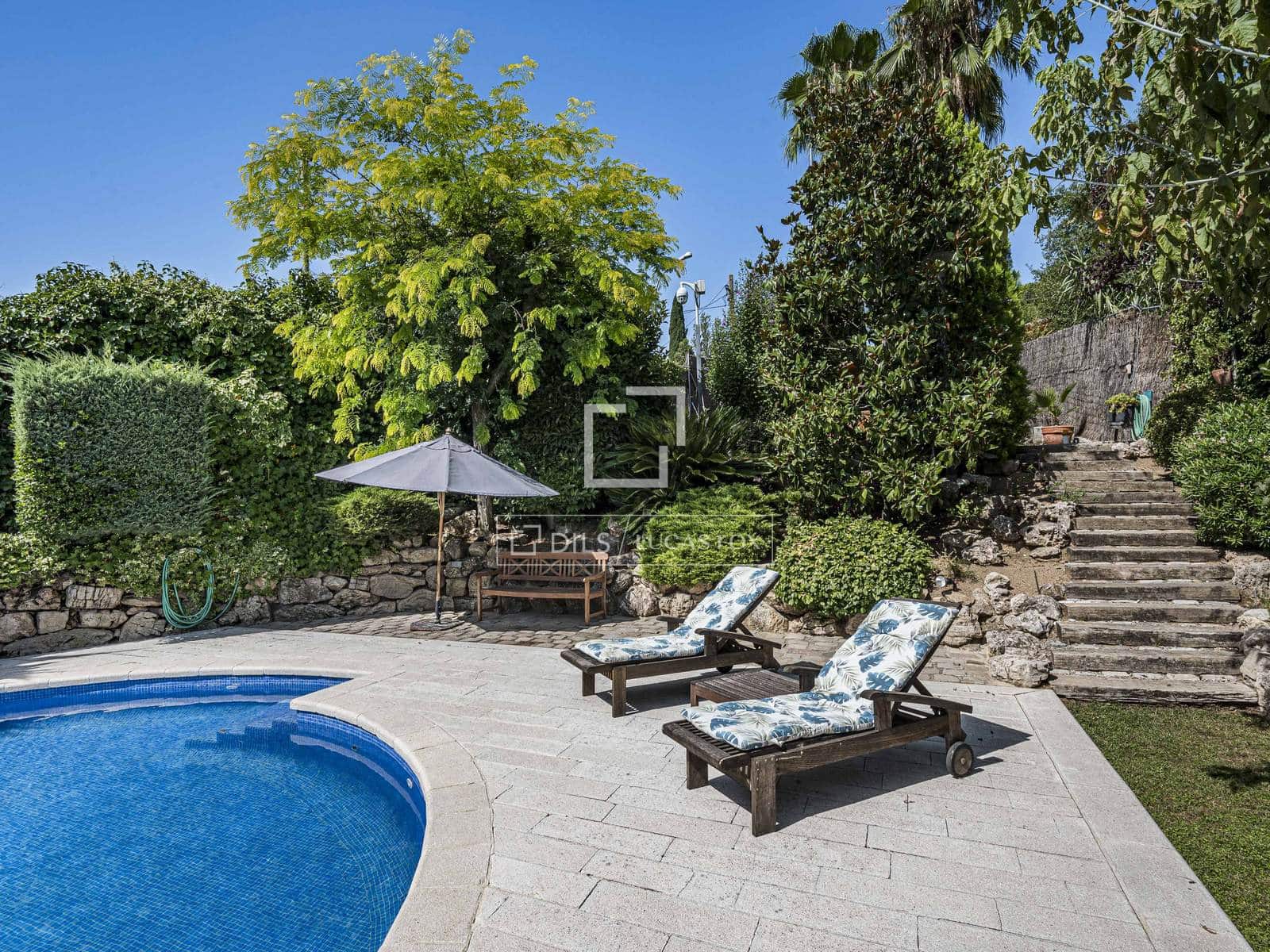 4 soveværelse Villa til salg i Bellaterra med swimmingpool garage - € 1.380.000 (Ref: 9978023)