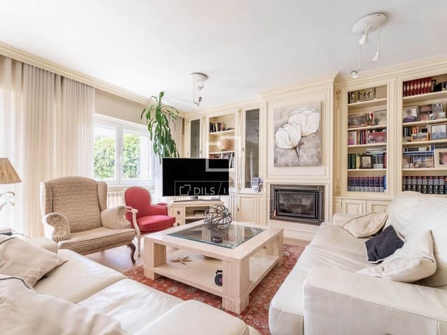 5 Zimmer Villa zu verkaufen in Majadahonda mit Pool Garage - 1.460.000 € (Ref: 9978054)