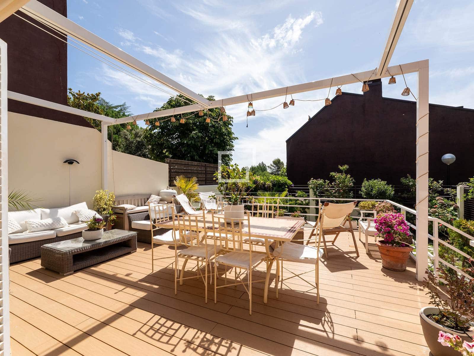 5 sovrum Villa till salu i Majadahonda med pool garage - 1 460 000 € (Ref: 9978054)