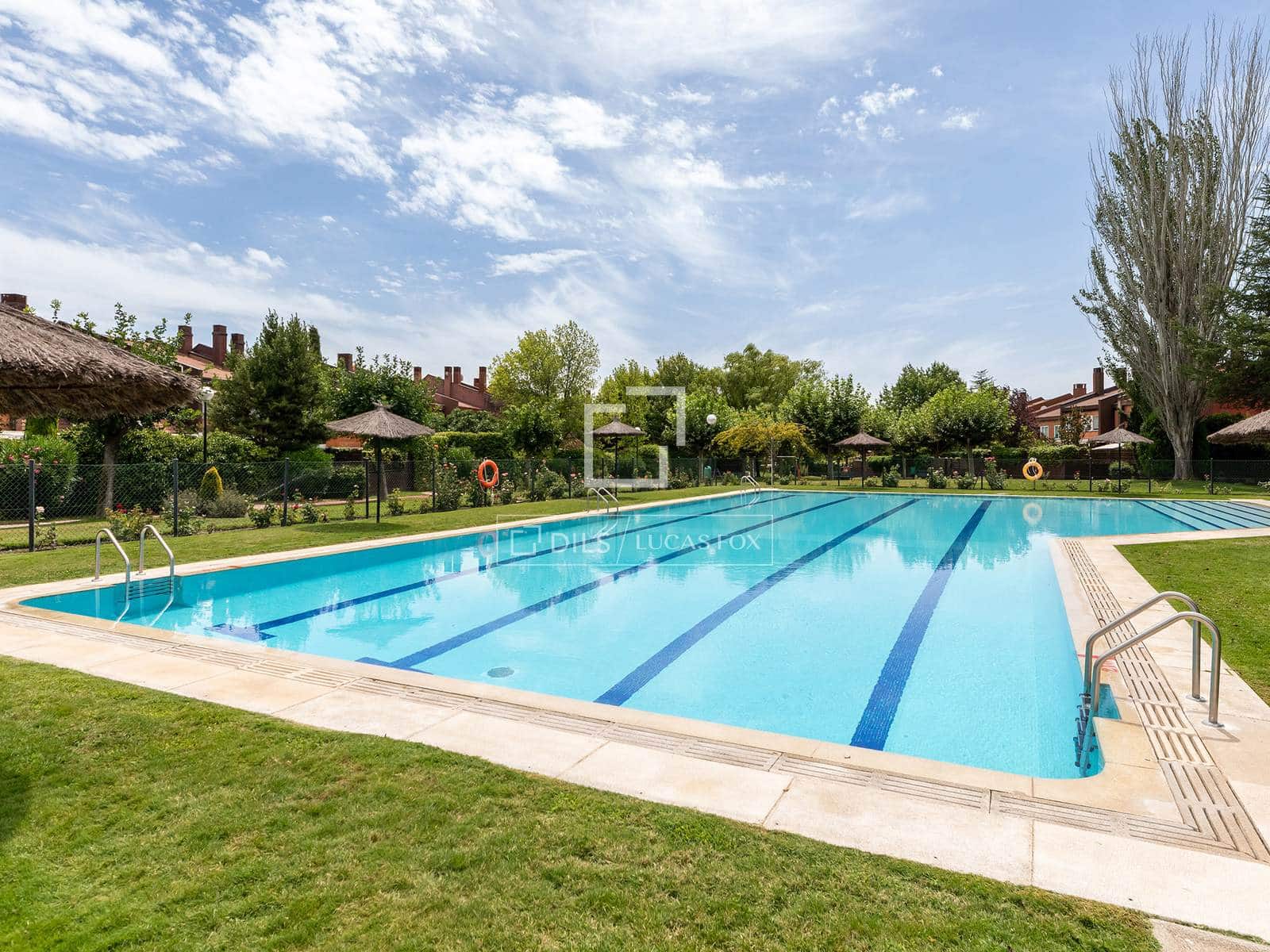 5 sovrum Villa till salu i Majadahonda med pool garage - 1 460 000 € (Ref: 9978054)