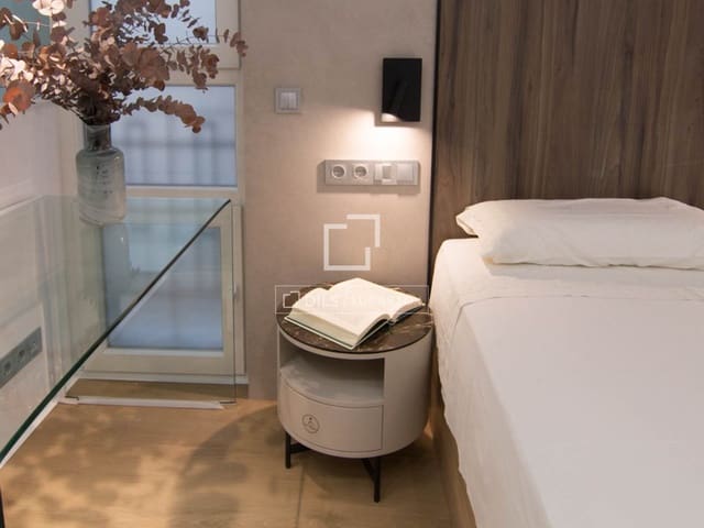 1 soveværelse Lejlighed til leje i Valencia by - € 1.650 (Ref: 9978055)