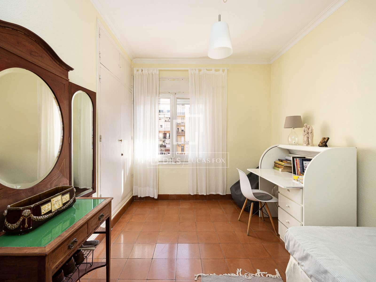 5 soveværelse Lejlighed til salg i Barcelona by - € 915.000 (Ref: 9979323)
