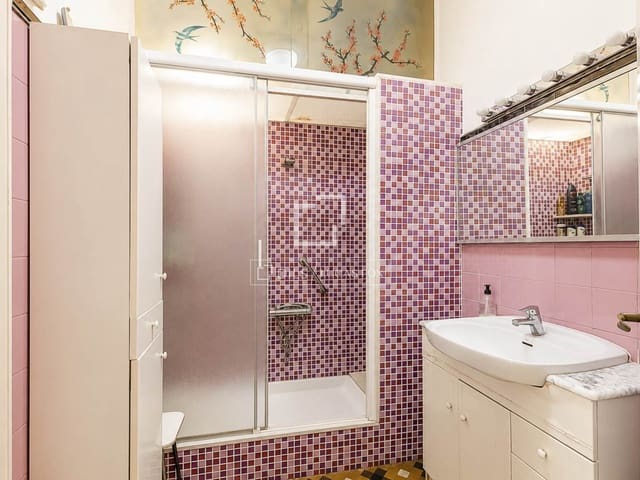 5 soveværelse Lejlighed til salg i Barcelona by med garage - € 625.000 (Ref: 9980637)