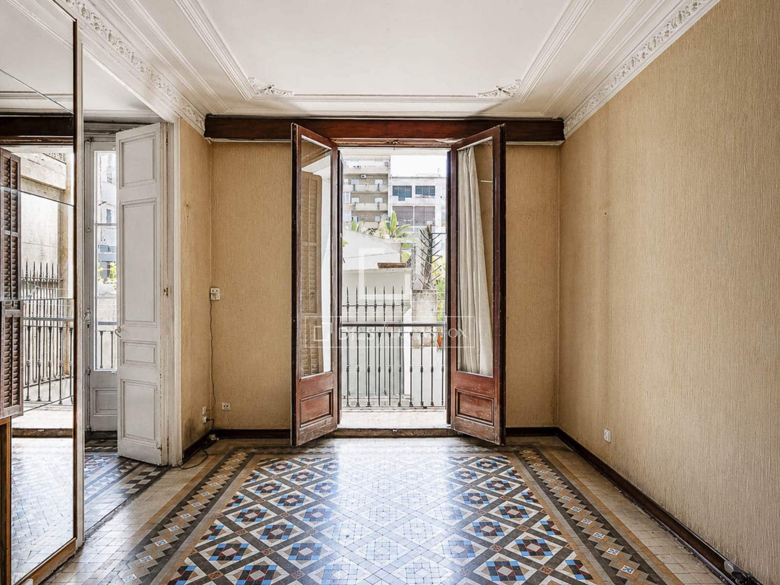 5 soveværelse Lejlighed til salg i Barcelona by med garage - € 625.000 (Ref: 9980637)