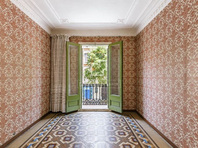 5 soveværelse Lejlighed til salg i Barcelona by med garage - € 625.000 (Ref: 9980637)