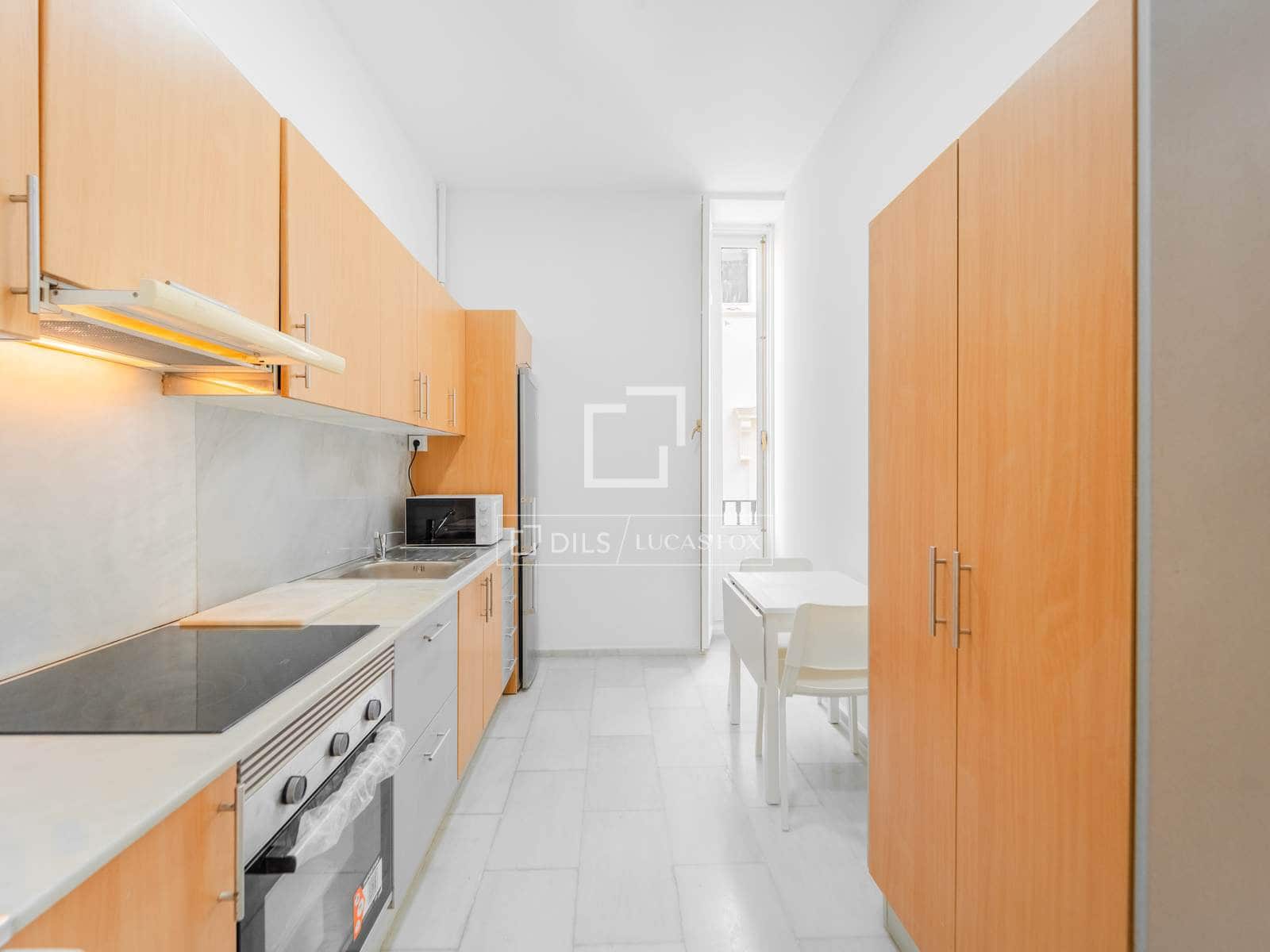 3 bedroom Apartment for rent in Valencia city - € 2,900 (Ref: 9980638)