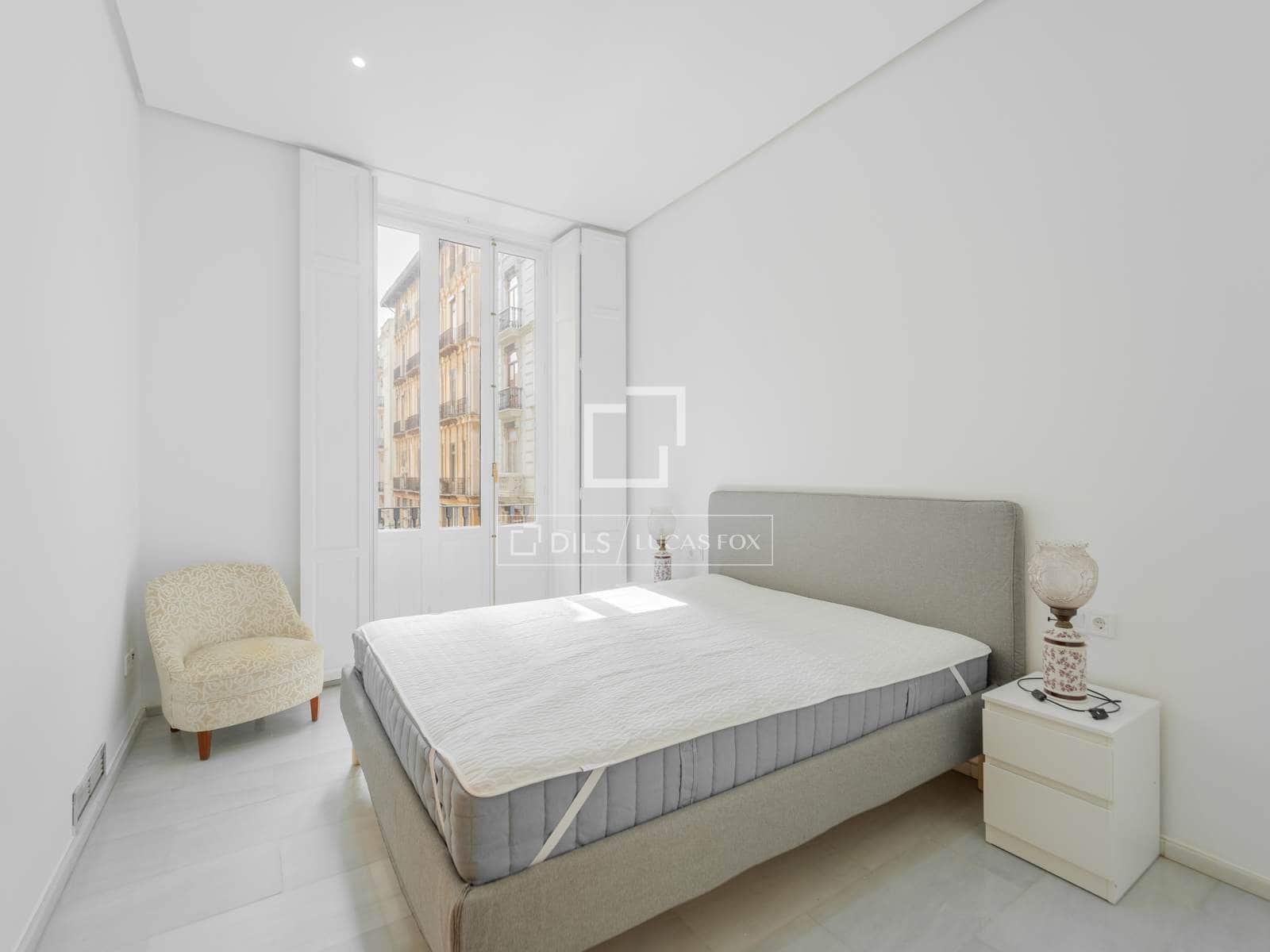 3 bedroom Apartment for rent in Valencia city - € 2,900 (Ref: 9980638)