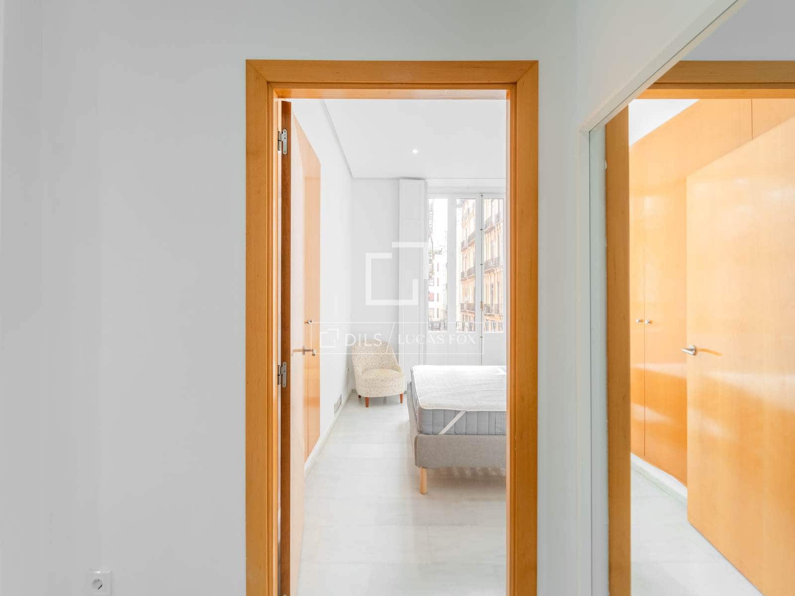 3 bedroom Apartment for rent in Valencia city - € 2,900 (Ref: 9980638)