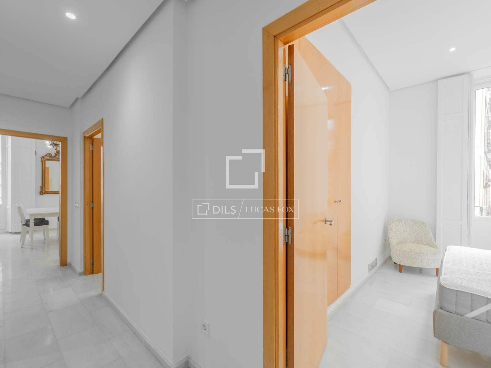 3 bedroom Apartment for rent in Valencia city - € 2,900 (Ref: 9980638)