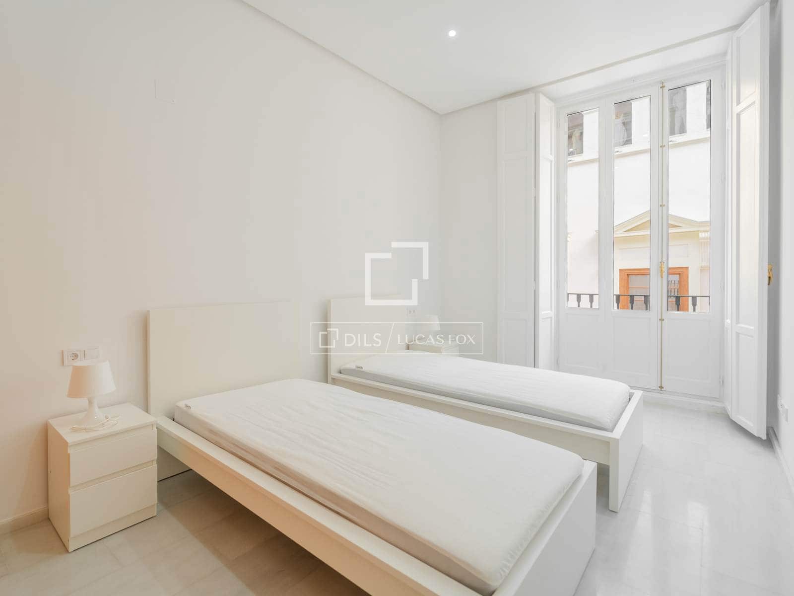 3 bedroom Apartment for rent in Valencia city - € 2,900 (Ref: 9980638)