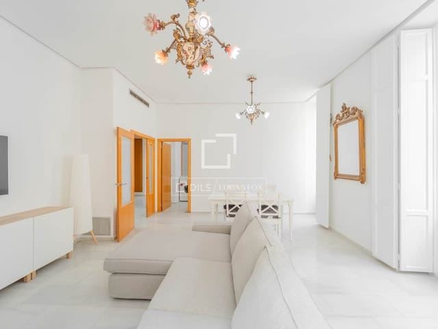 3 slaapkamer Appartement te huur in Valencia stad - € 2.700 (Ref: 9980638)