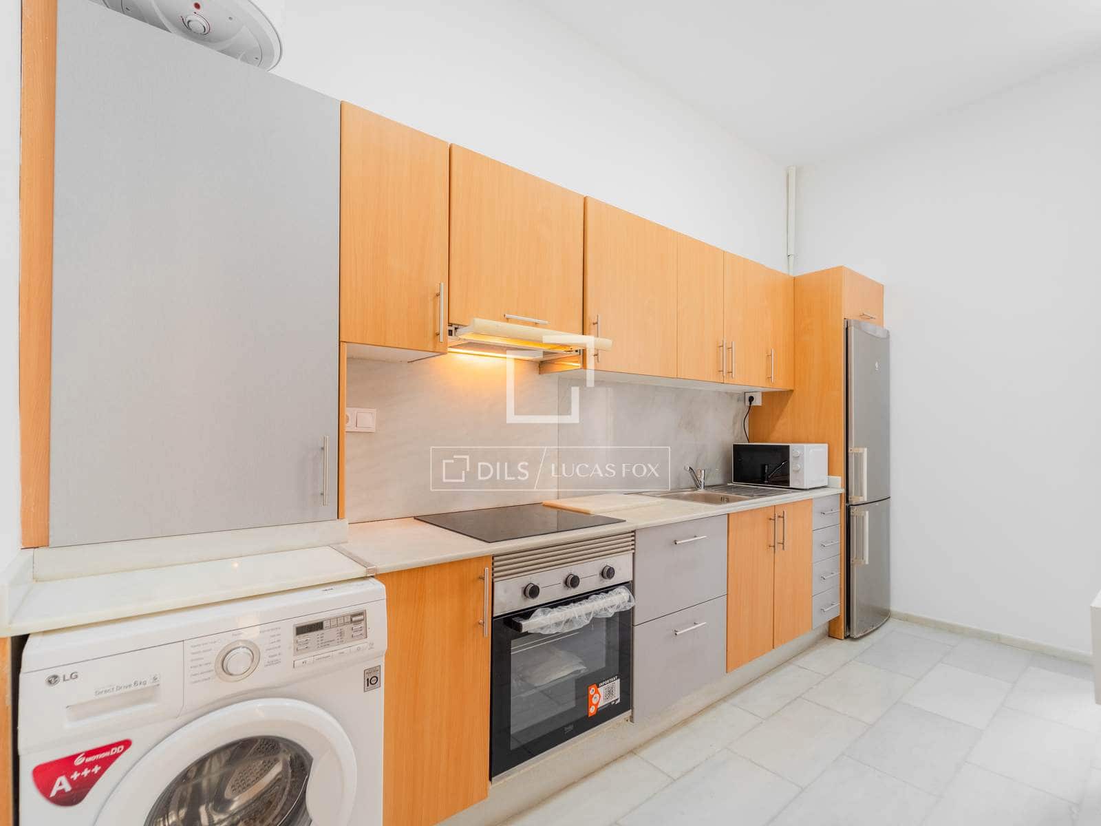 3 bedroom Apartment for rent in Valencia city - € 2,900 (Ref: 9980638)