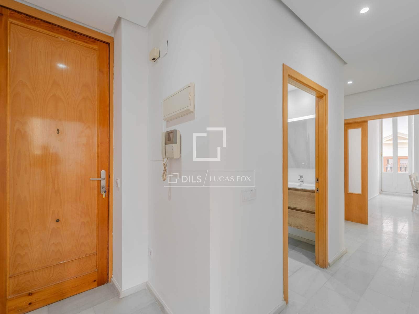 3 bedroom Apartment for rent in Valencia city - € 2,900 (Ref: 9980638)