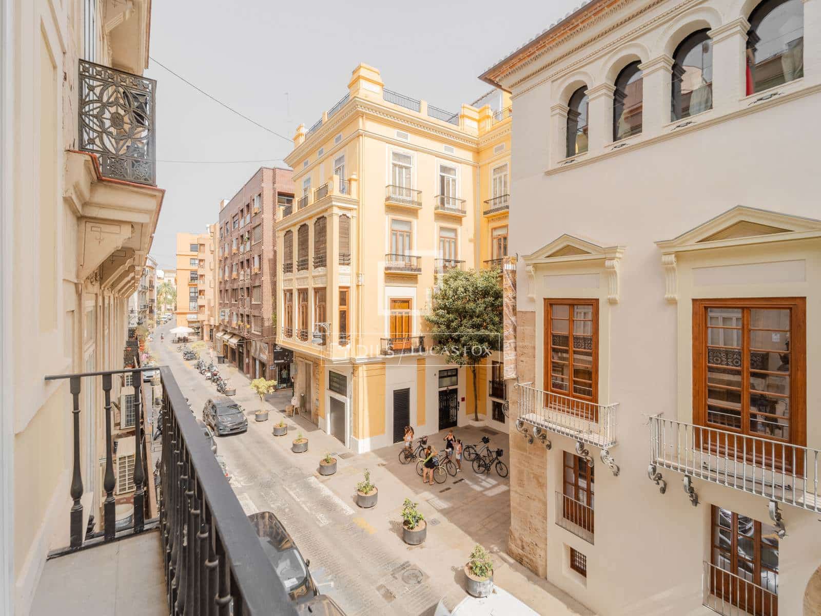 3 bedroom Apartment for rent in Valencia city - € 2,900 (Ref: 9980638)