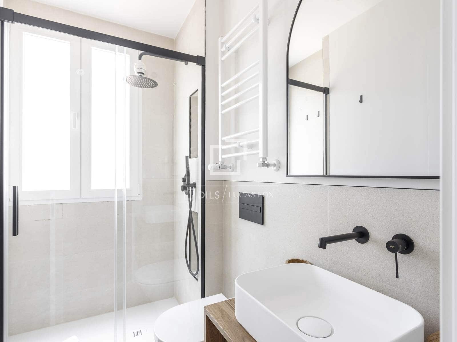 2 bedroom Apartment for rent in Madrid city - € 3,100 (Ref: 9980639)