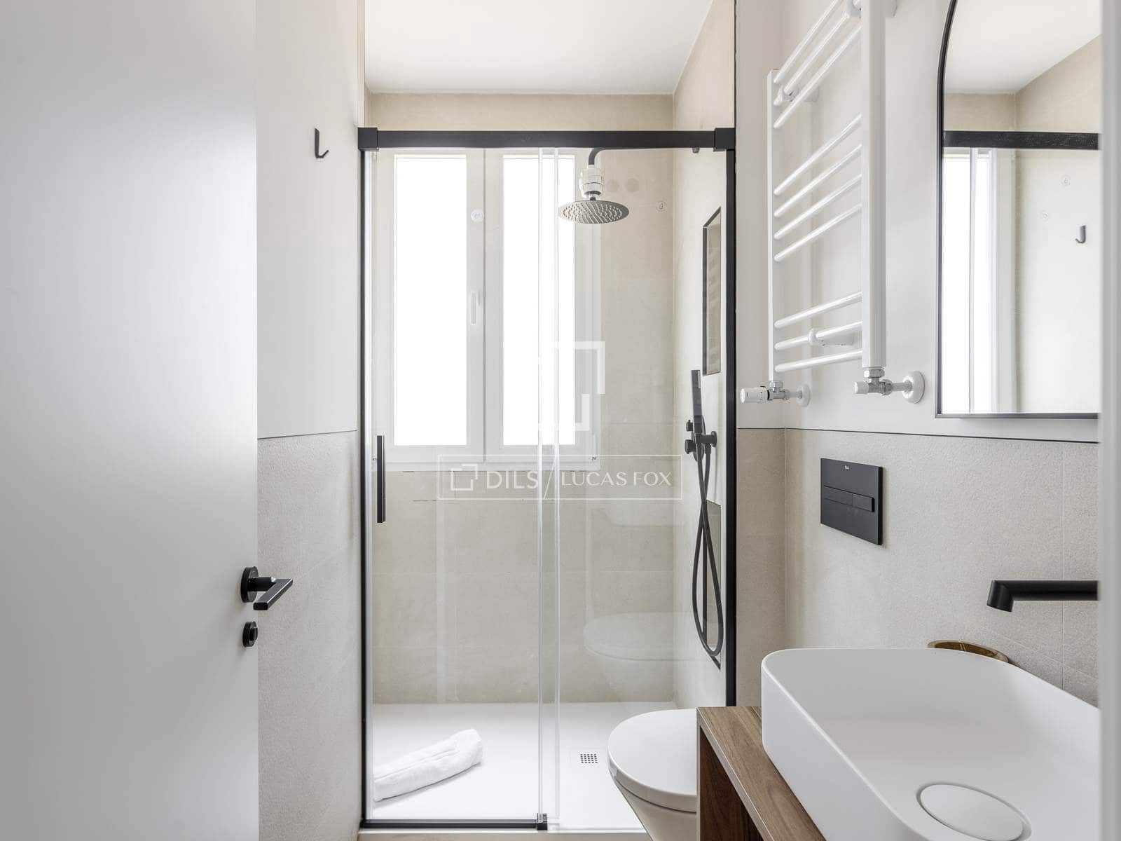 2 bedroom Apartment for rent in Madrid city - € 3,100 (Ref: 9980639)