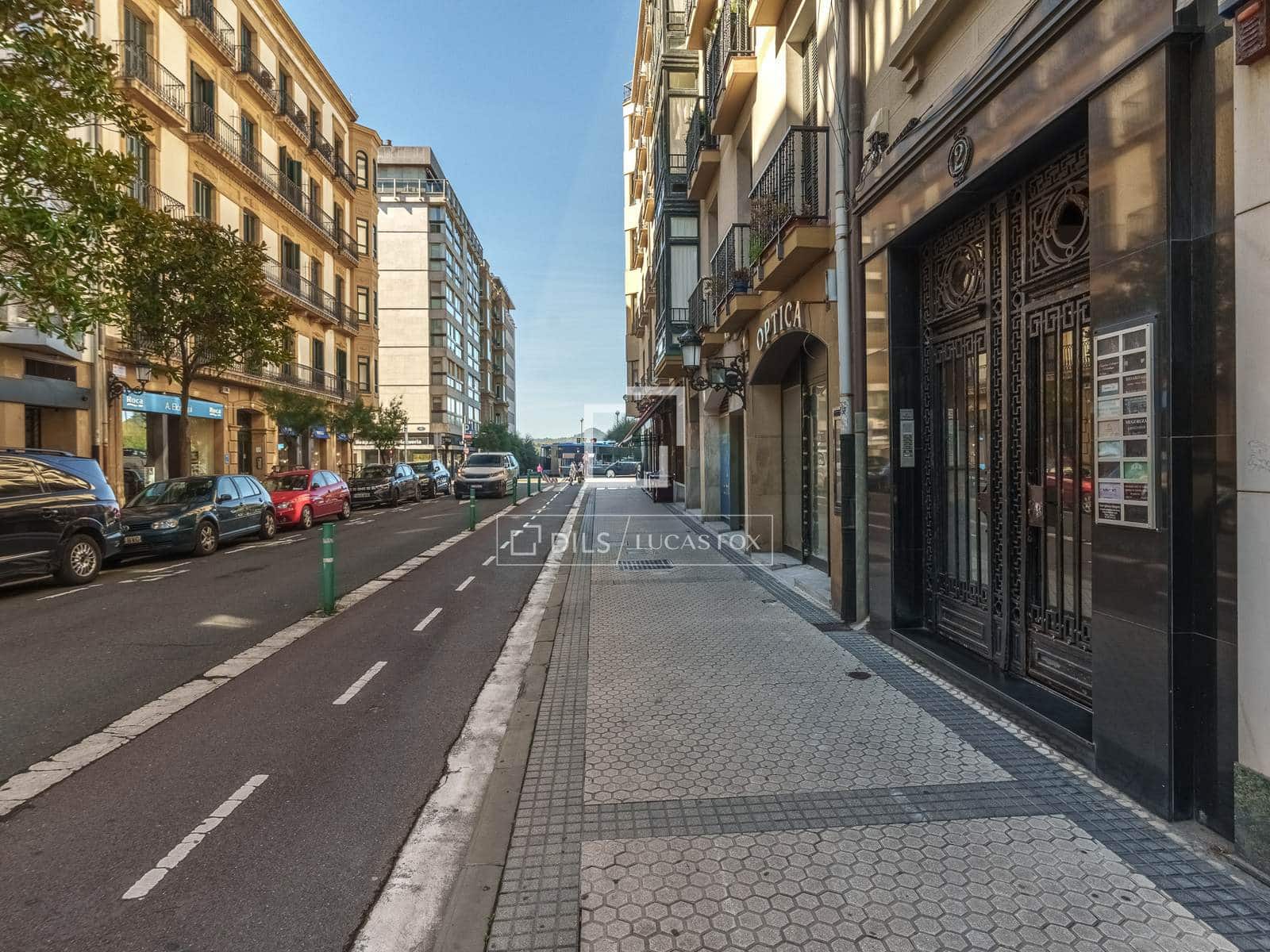 Appartement de 1 chambre à louer à Donostia-San Sebastian - 3 000 € (Ref: 9981332)