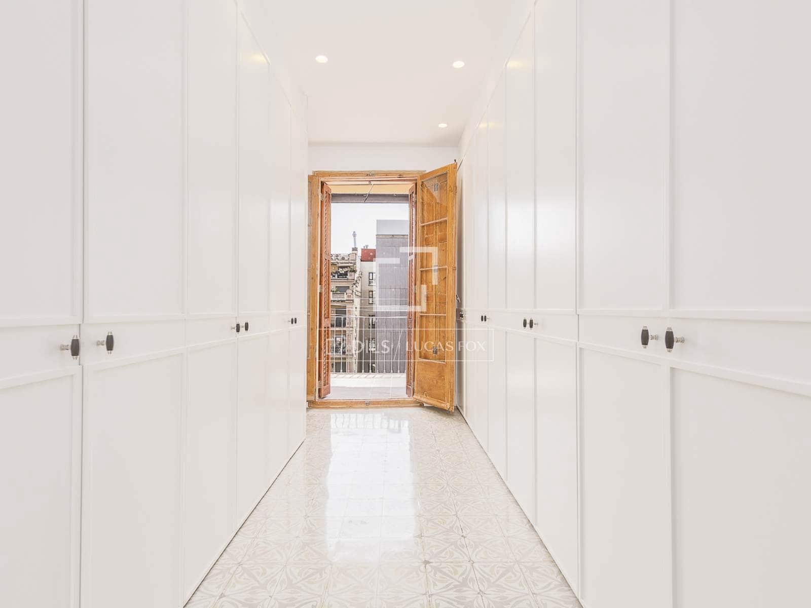 4 slaapkamer Appartement te koop in Barcelona stad - € 2.100.000 (Ref: 9981333)