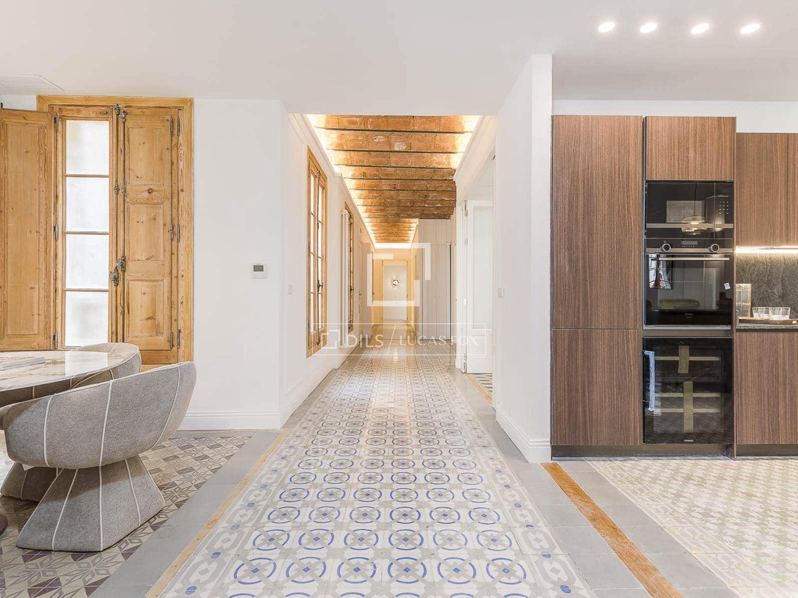 4 slaapkamer Appartement te koop in Barcelona stad - € 2.100.000 (Ref: 9981333)