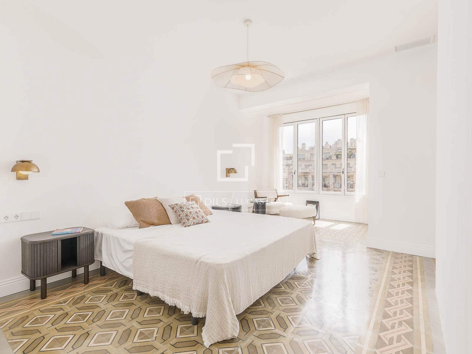 4 slaapkamer Appartement te koop in Barcelona stad - € 2.100.000 (Ref: 9981333)