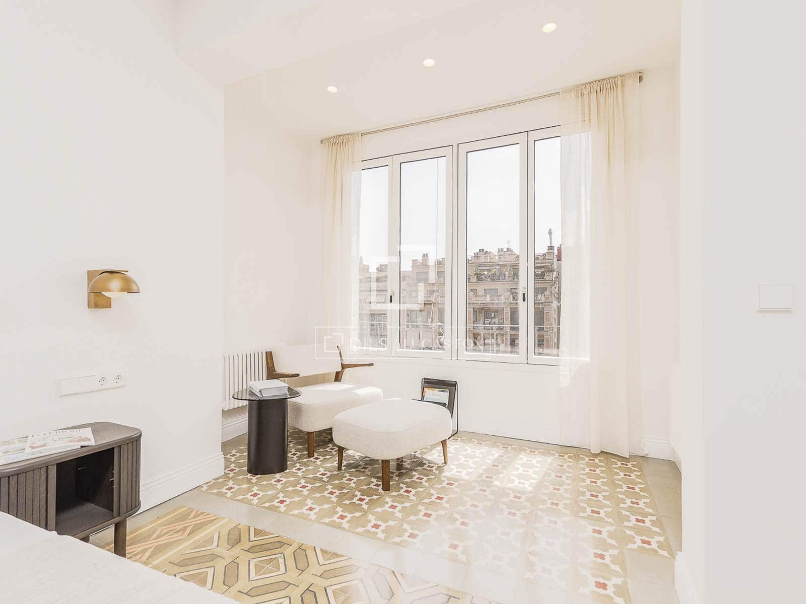 4 slaapkamer Appartement te koop in Barcelona stad - € 2.100.000 (Ref: 9981333)