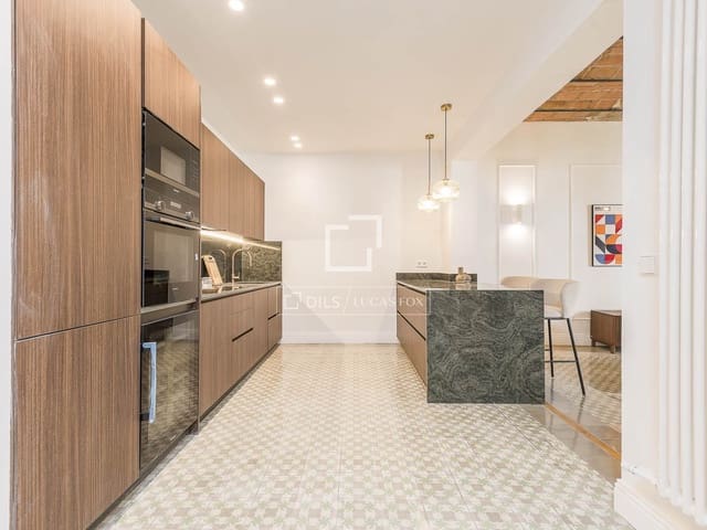 4 slaapkamer Appartement te koop in Barcelona stad - € 2.100.000 (Ref: 9981333)