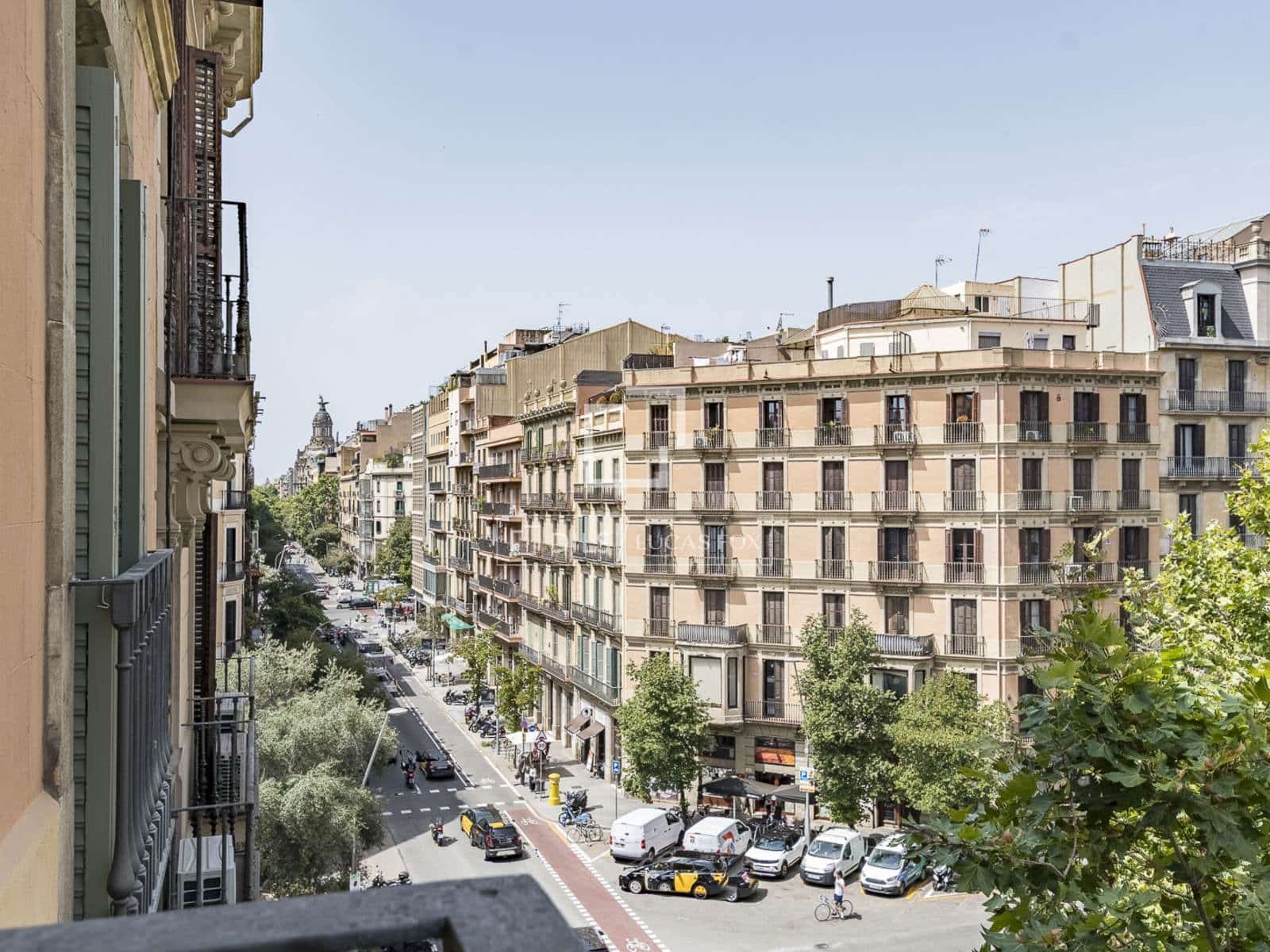 4 slaapkamer Appartement te koop in Barcelona stad - € 2.100.000 (Ref: 9981333)