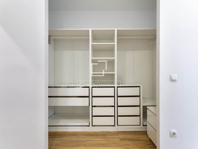 2 bedroom Apartment for sale in Recoletos, Madrid city - € 1,250,000 (Ref: 9981335)
