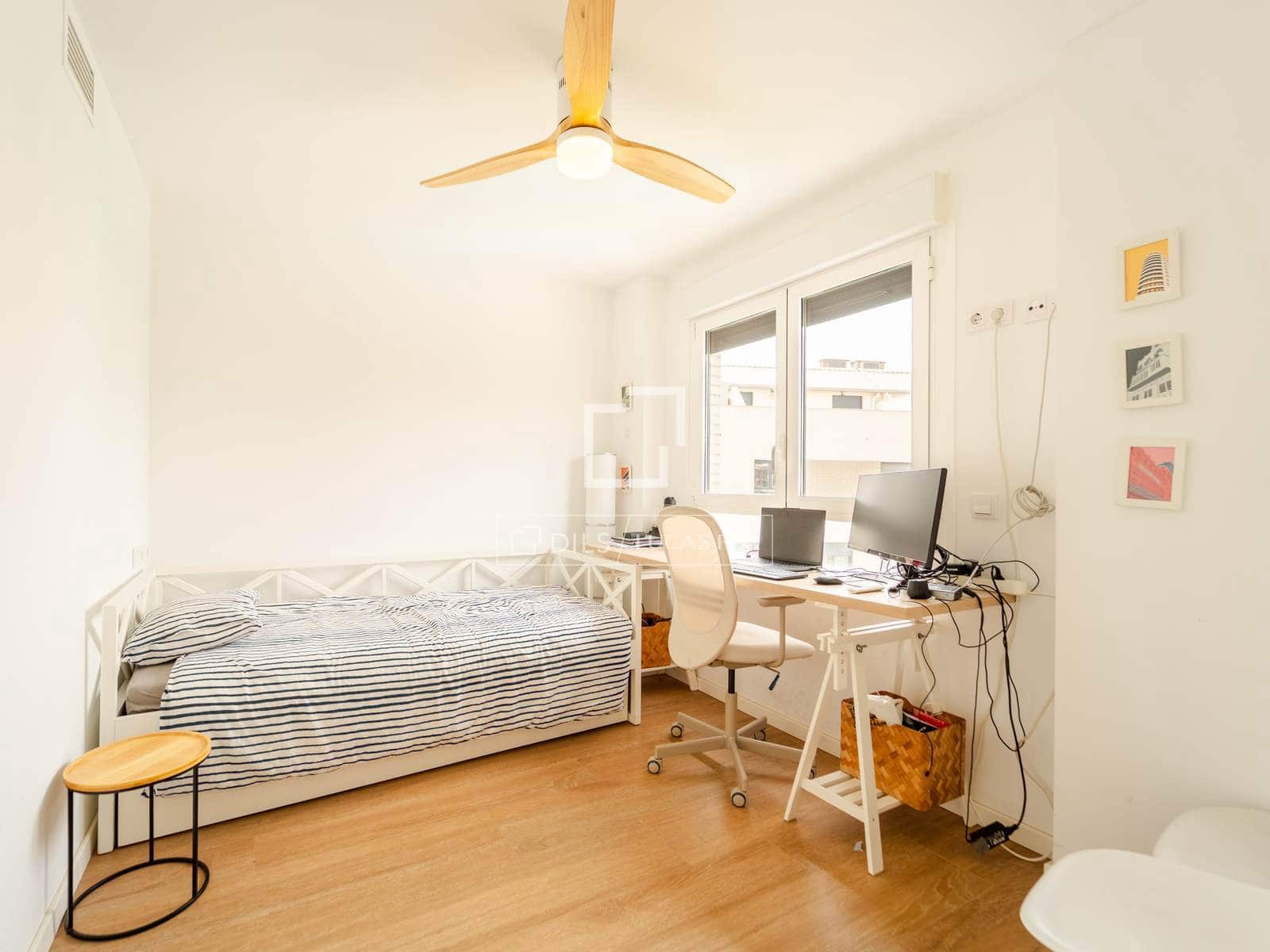 3 bedroom Apartment for rent in Valencia city with pool garage - € 2,600 (Ref: 9981336)
