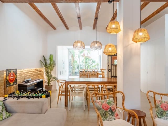 4 camera da letto Villa da affittare in Valencia città - 3.600 € (Rif: 9981337)