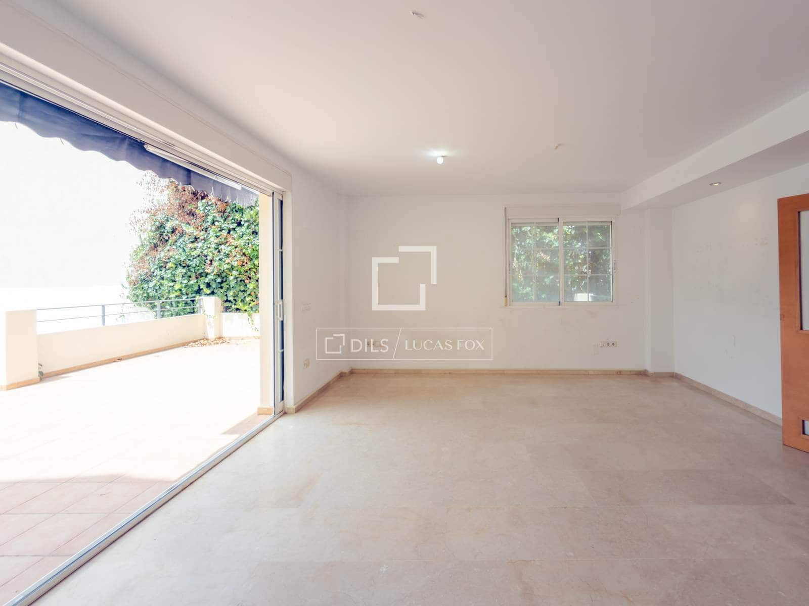 4 bedroom Villa for sale in Rocafort with pool garage - € 699,000 (Ref: 9981452)