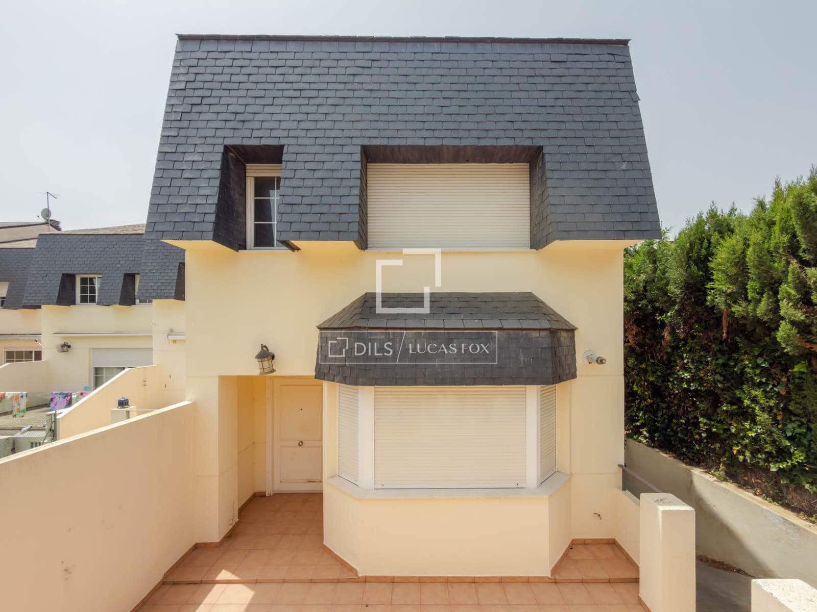 4 bedroom Villa for sale in Rocafort with pool garage - € 699,000 (Ref: 9981452)