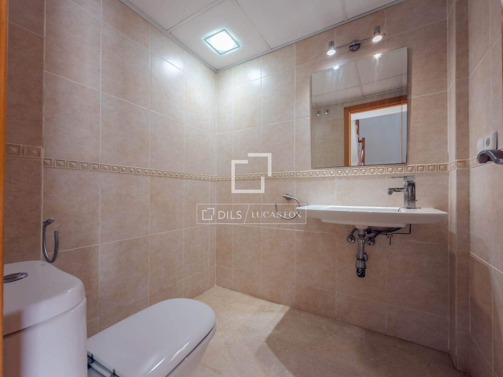 4 bedroom Villa for sale in Rocafort with pool garage - € 699,000 (Ref: 9981452)
