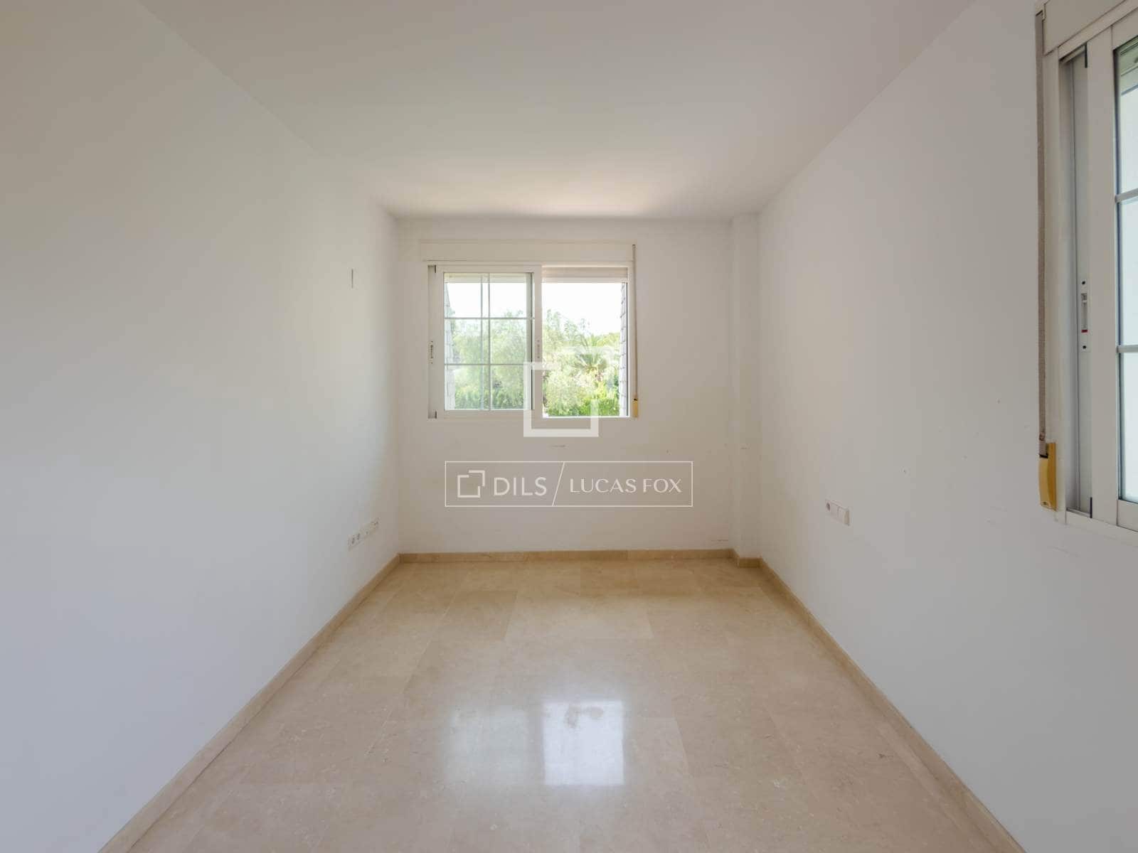 4 bedroom Villa for sale in Rocafort with pool garage - € 699,000 (Ref: 9981452)