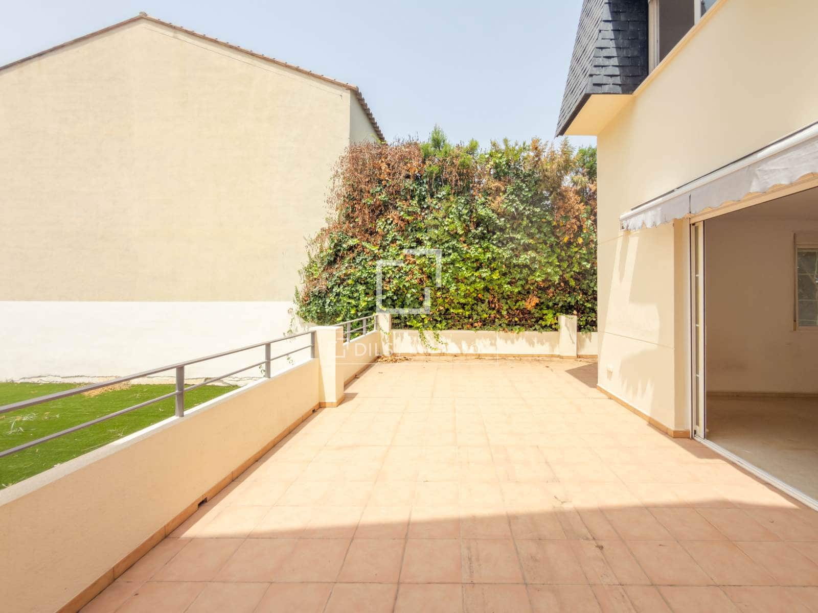 4 bedroom Villa for sale in Rocafort with pool garage - € 699,000 (Ref: 9981452)