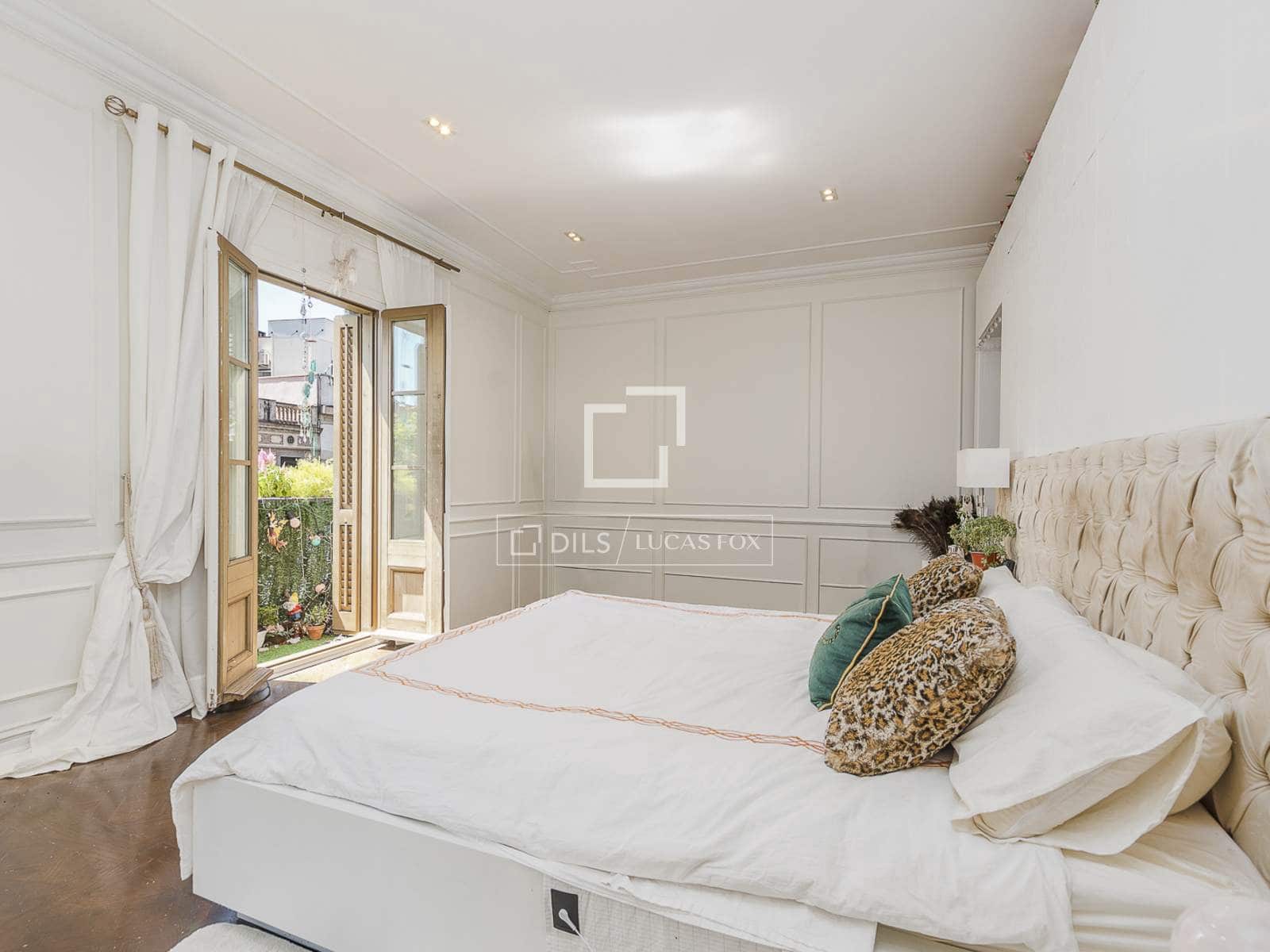 4 soveværelse Lejlighed til salg i Barcelona by - € 1.650.000 (Ref: 9981548)