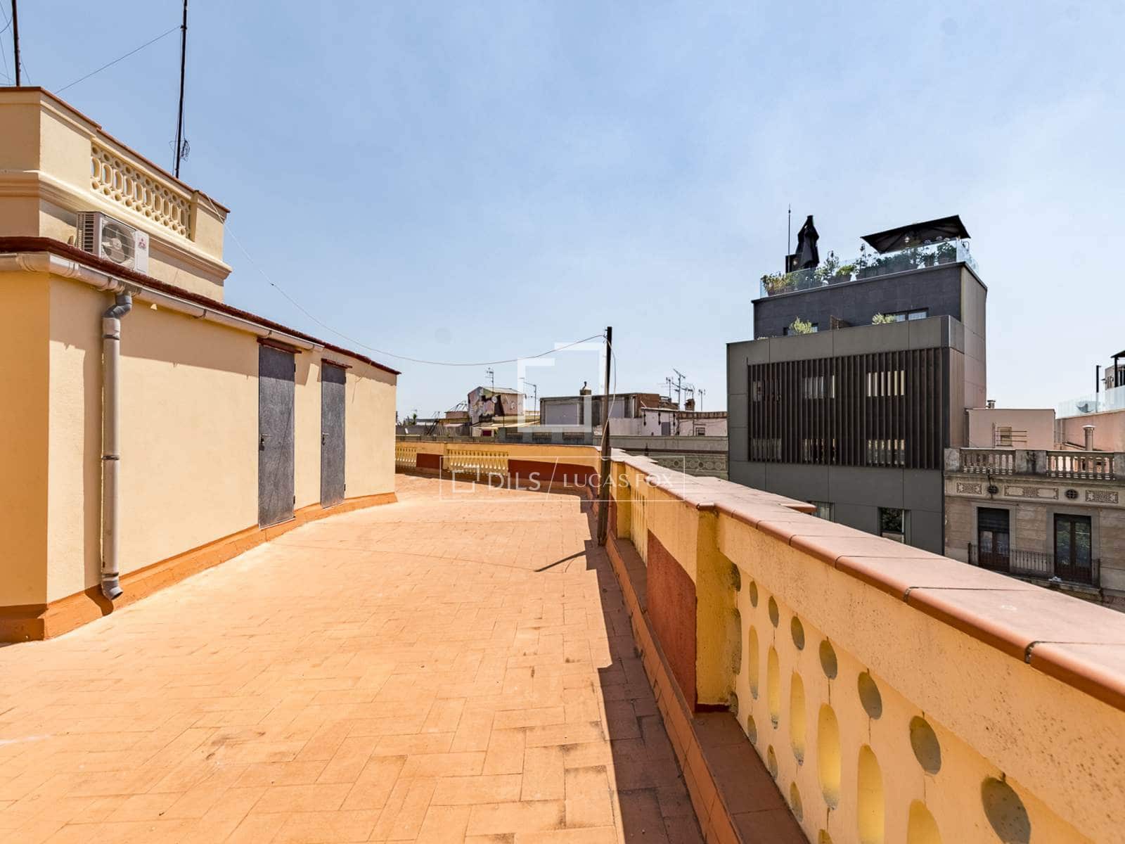 4 soveværelse Lejlighed til salg i Barcelona by - € 1.650.000 (Ref: 9981548)