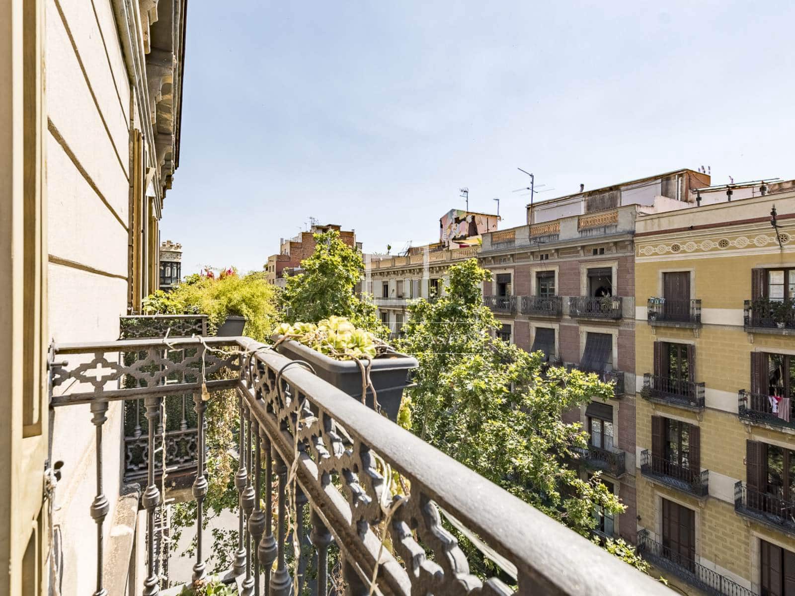 4 soveværelse Lejlighed til salg i Barcelona by - € 1.650.000 (Ref: 9981548)