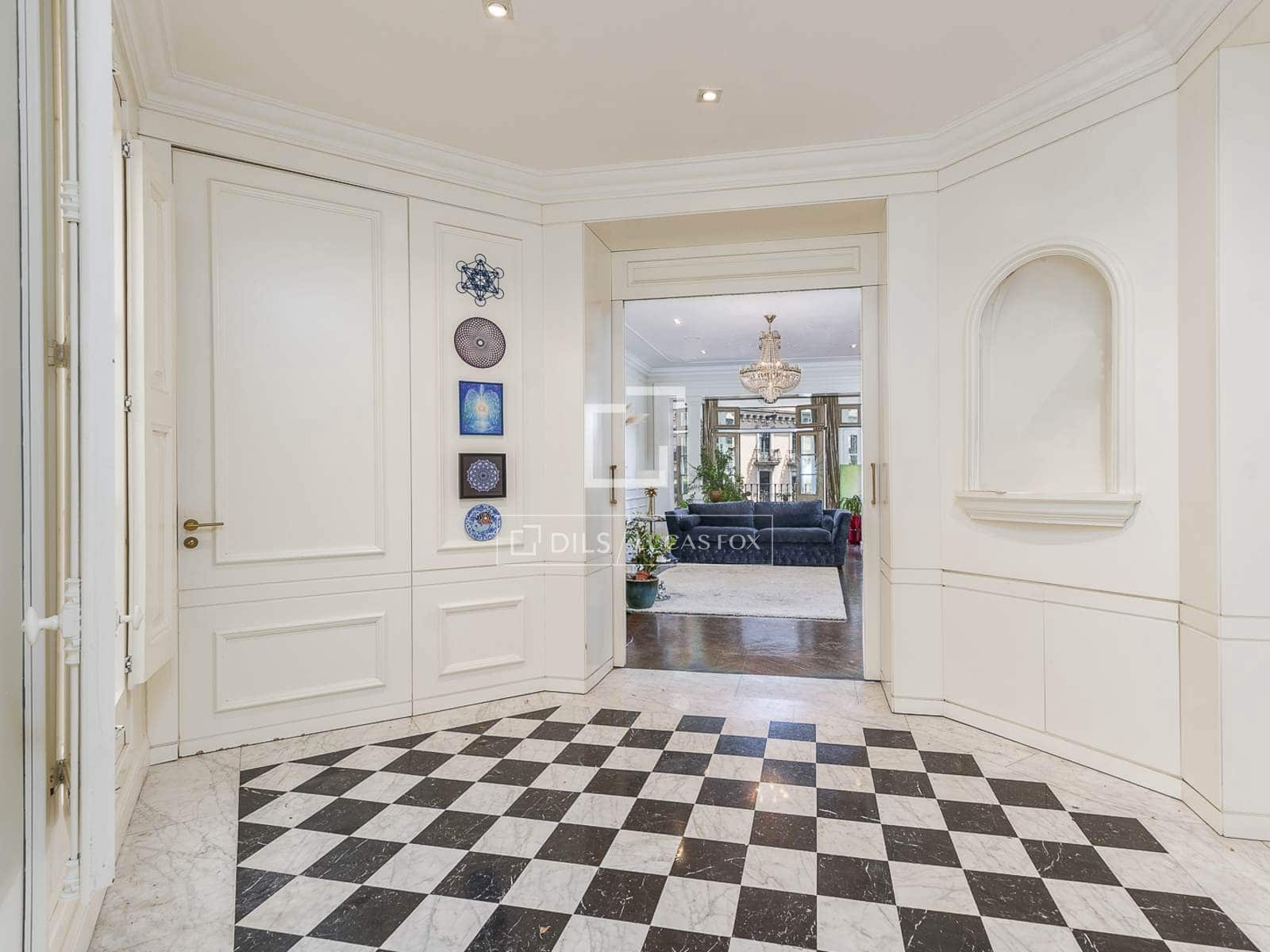 4 soveværelse Lejlighed til salg i Barcelona by - € 1.650.000 (Ref: 9981548)