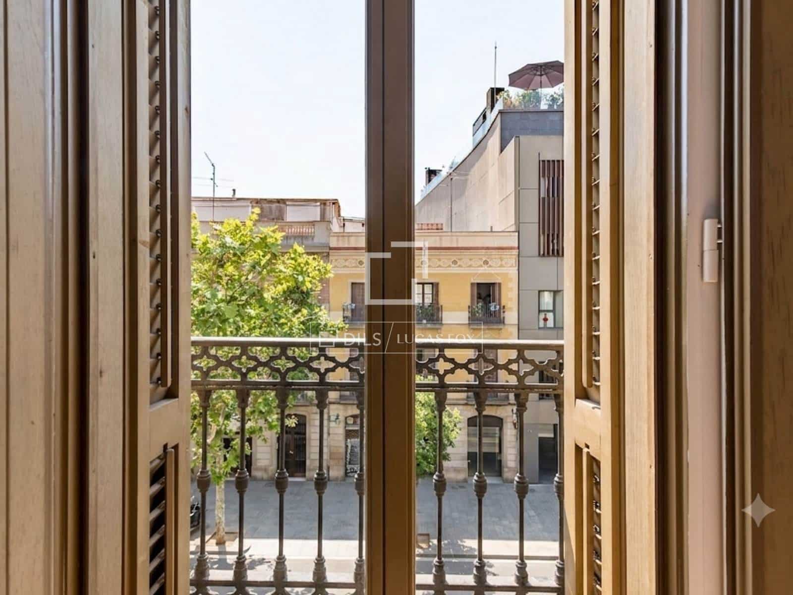 4 soveværelse Lejlighed til salg i Barcelona by - € 1.650.000 (Ref: 9981548)