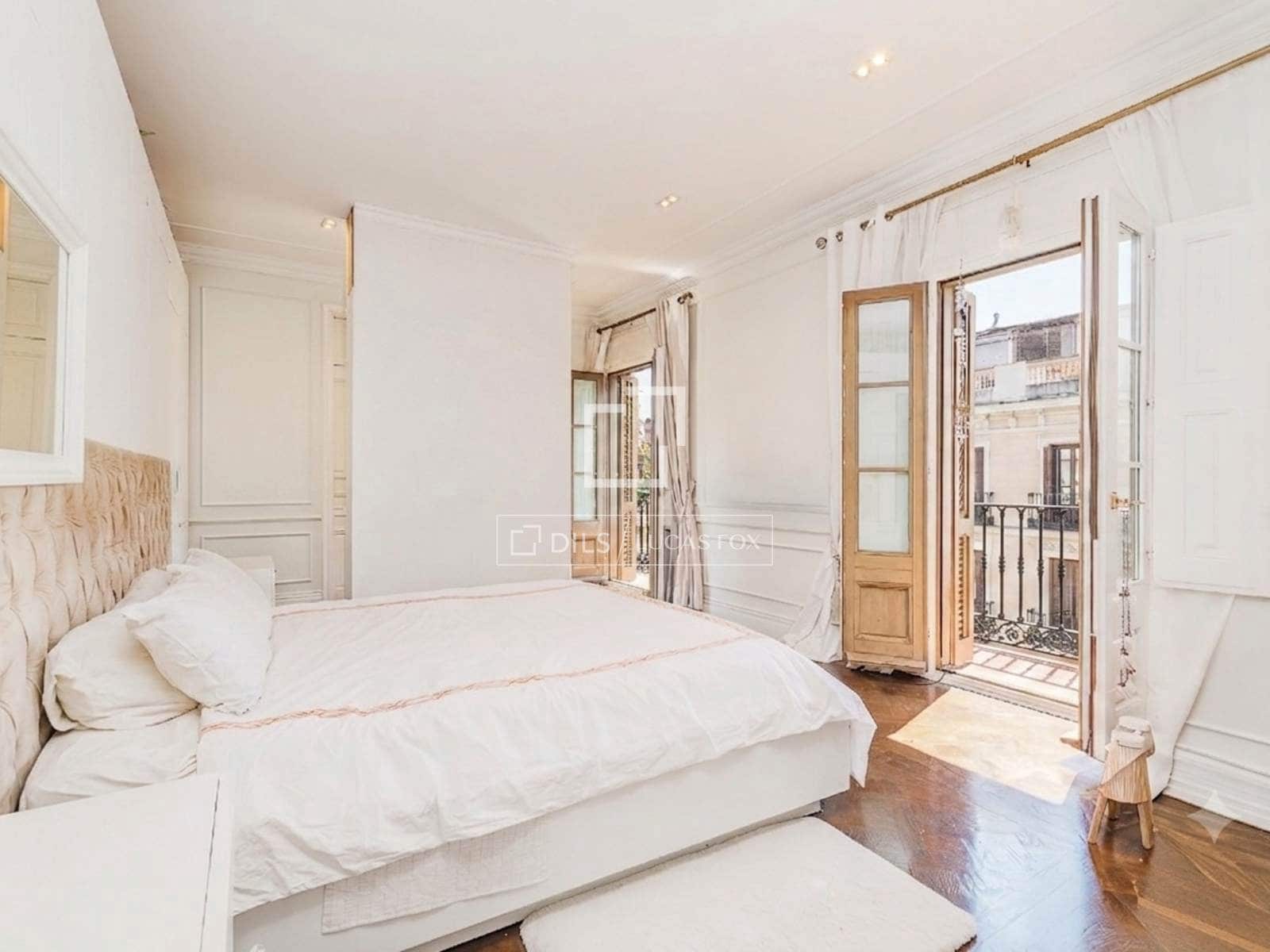 4 soveværelse Lejlighed til salg i Barcelona by - € 1.650.000 (Ref: 9981548)