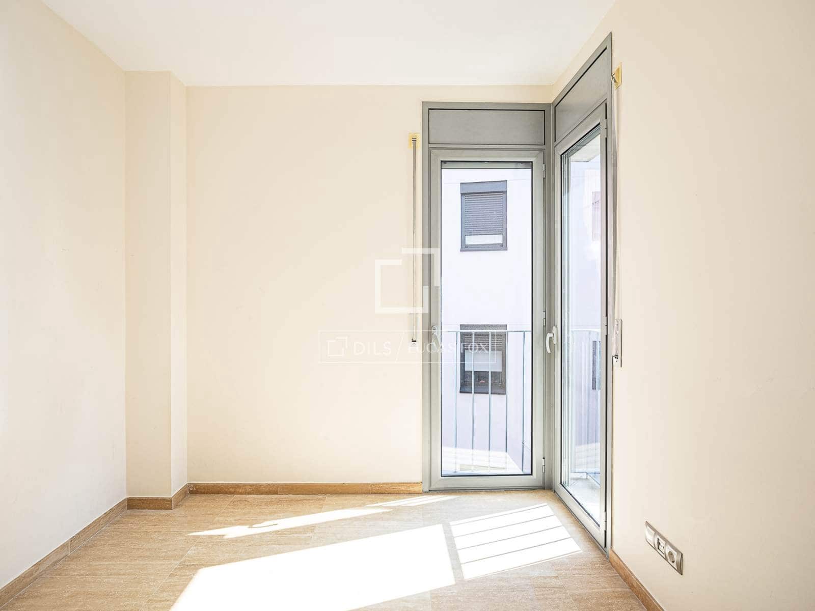 3 soveværelse Penthouse til salg i Barcelona by med garage - € 770.000 (Ref: 9981549)