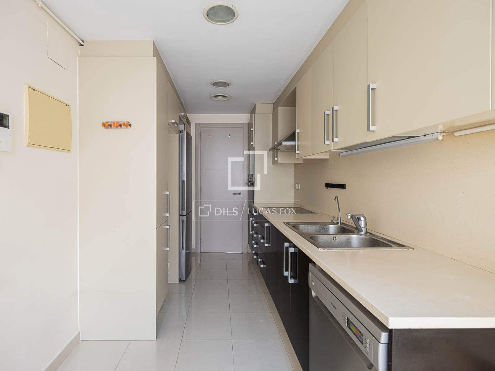 3 soveværelse Penthouse til salg i Barcelona by med garage - € 770.000 (Ref: 9981549)