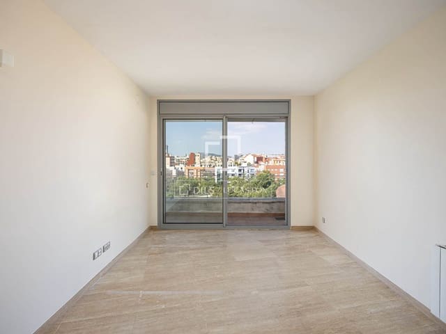 3 soveværelse Penthouse til salg i Barcelona by med garage - € 770.000 (Ref: 9981549)