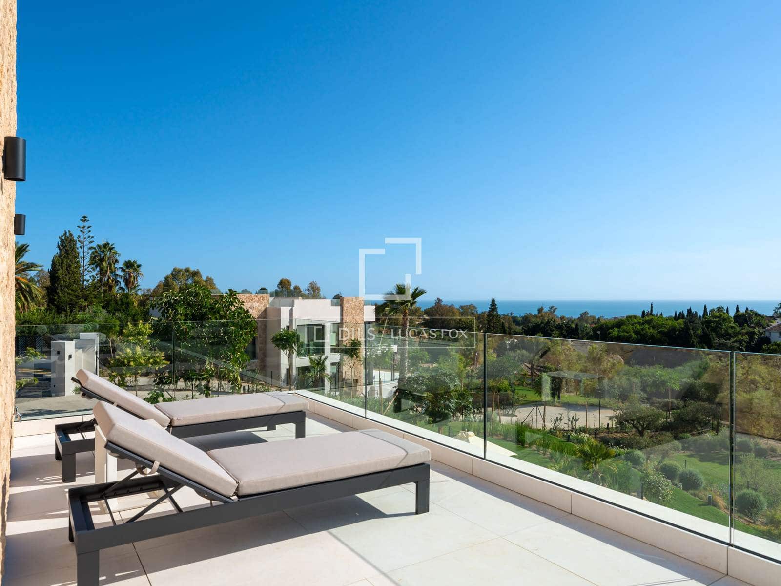 5 sypialnia Willa na sprzedaż w Marbella z basenem garażem - 14 900 000 € (Ref: 9981625)