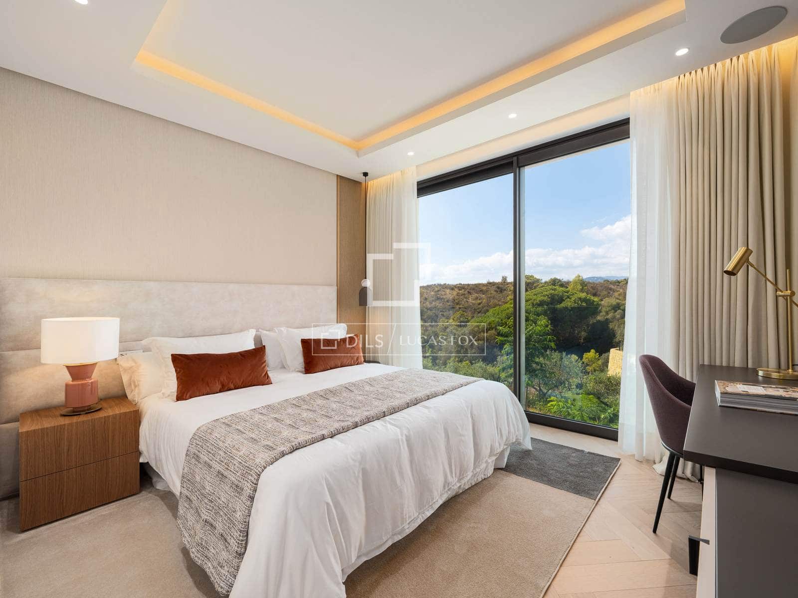 5 sypialnia Willa na sprzedaż w Marbella z basenem garażem - 14 900 000 € (Ref: 9981625)
