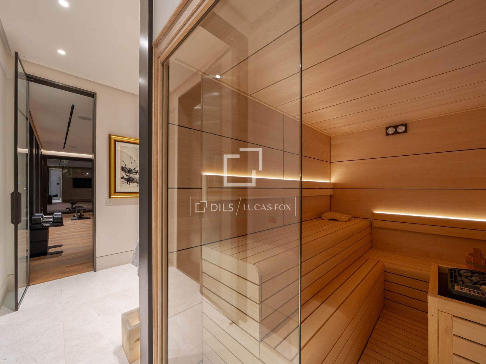 5 sypialnia Willa na sprzedaż w Marbella z basenem garażem - 14 900 000 € (Ref: 9981625)